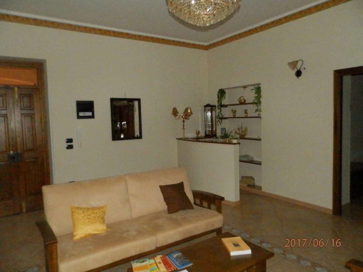 B&B Palazzo L'Occaso Castrovillari Buitenkant foto